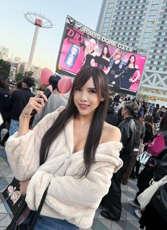 Mixberry - Transsexual escort in Tokyo Photo 19 of 19