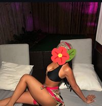 MIXED AFRICAN CUTIE (CAM and Real meet) - puta in Bangalore Photo 5 of 5