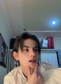 Mixed 🇦🇺/ 🇵🇭 - Male escort in Riyadh Photo 14 of 14