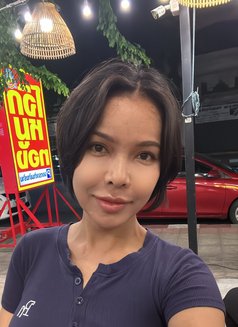 Mixki - masseuse in Bangkok Photo 10 of 12