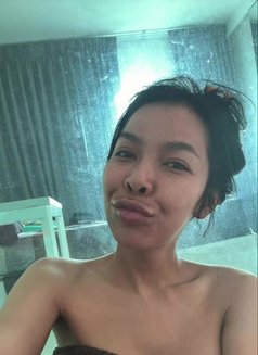 Mixki - masseuse in Bangkok Photo 12 of 12