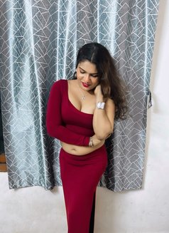 Miya Dolly - Transsexual dominatrix in Chennai Photo 6 of 6