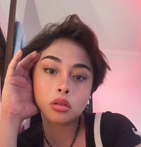 Miya - Transsexual escort in Kuwait