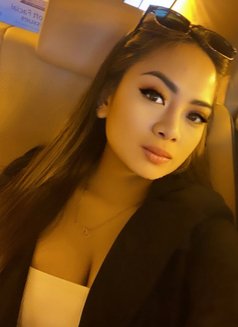Miya - escort in Dubai Photo 5 of 6