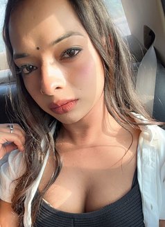 Miya - Transsexual escort in New Delhi Photo 3 of 8