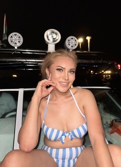 Miya - puta in İstanbul Photo 7 of 9