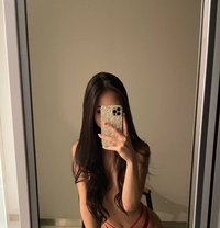 Miya Love - puta in Singapore