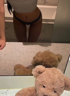 Miya Love - escort in Singapore Photo 14 of 25