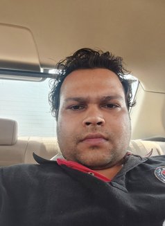 Mj Rajput - masseur in New Delhi Photo 1 of 4