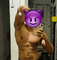 Mk Aesthetic Hunk - Acompañantes masculino in Mumbai