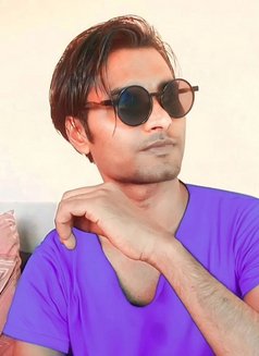 Mkdmannu - Male escort in Surat Photo 4 of 4