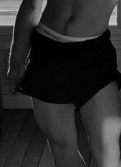 mmm - Male escort in Cairo Photo 7 of 8