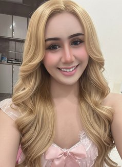 Bigdick - Transsexual escort in Jeddah Photo 1 of 5