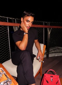 MN THE DOLL - Male escort in Dubai Photo 6 of 6