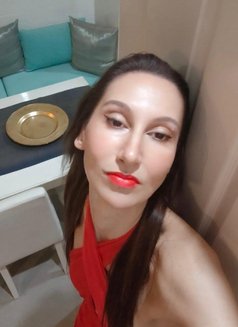 Italian hot passion - escort in Bangkok Photo 1 of 6