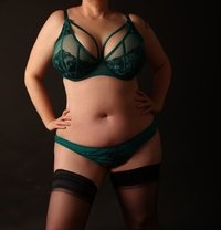 Tantra To You : Discrete In/Outcalls - masseuse in London Photo 4 of 6