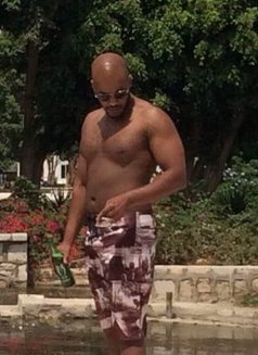 Mode - Male escort in Dubai Photo 5 of 6