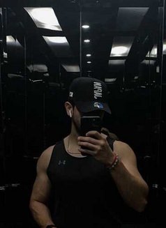 🇹🇷🇱🇰 model 6'5(Massage/BFE/Dom) - Masajista in Singapore Photo 6 of 6