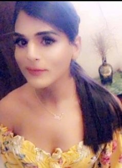 RAHAA 9INCHCOCK - Transsexual escort in New Delhi Photo 15 of 15