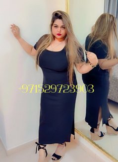 Model Akruti - puta in Dubai Photo 2 of 5