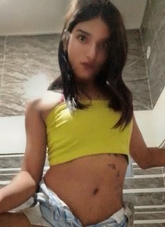 Model Aliza - Transsexual escort in Gurgaon Photo 5 of 7
