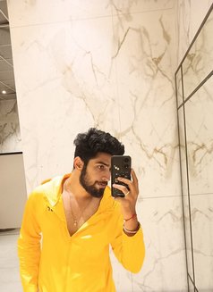Model Kabir - Male escort in Pune Photo 6 of 6