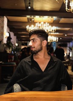 Model Kabir - Male escort in Pune Photo 7 of 7