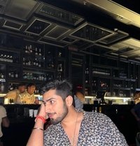 Model Kabir - Acompañantes masculino in Pune