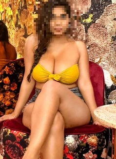 🫣Model looks vip moments🙂 - escort in Mumbai Photo 14 of 17