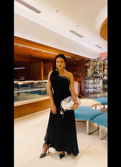 Model Maina - Transsexual escort in Hyderabad Photo 8 of 8