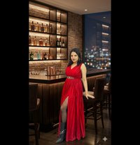 Model Maina - Acompañantes transexual in Hyderabad