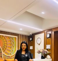 Model Maina - Acompañantes transexual in Hyderabad Photo 16 of 16