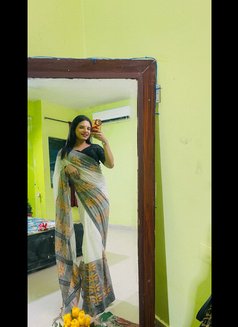 Model Maina - Acompañantes transexual in Hyderabad Photo 19 of 19