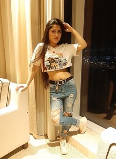 Model Muskan - puta in Dubai Photo 1 of 6