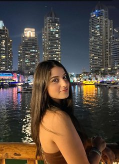 Model Payel - puta in Doha Photo 3 of 5