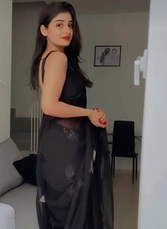 Model Pooja - escort in Doha Photo 2 of 8