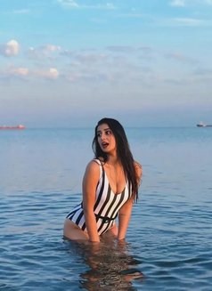 Model Pooja - escort in Doha Photo 5 of 8