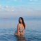 Model Pooja - puta in Doha Photo 1 of 11