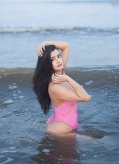 Model Pooja - escort in Doha Photo 5 of 8