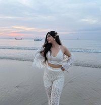 Model Pooja - escort in Doha