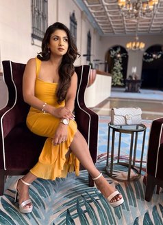 Model Pooja - escort in Doha Photo 6 of 15