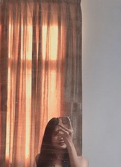 Model Wasimah - Transsexual escort in Al Juffair Photo 5 of 6