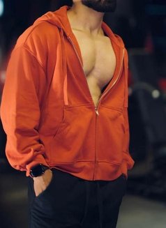 Models Actors All Over India - Male escort agency in Chennai Photo 2 of 5