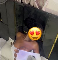 Moderate - escort in Beirut