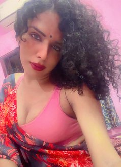 MODERN SHEMALE QUEEN BIG COCK IN CHENNAI - Transsexual escort in Chennai Photo 28 of 29