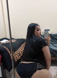 Modnoi Isabel - masseuse in Ajmān Photo 8 of 12