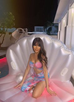 Modza - Transsexual escort in Riyadh Photo 15 of 20