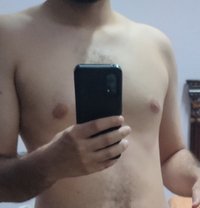 Moe - Male escort in Cairo