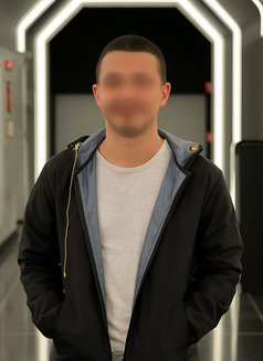 Moe - Acompañantes masculino in Cairo Photo 5 of 7