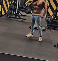 Moe - Male escort in Al Manama